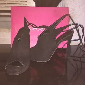 Strap up Black Heels